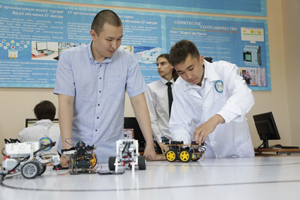 شەتەلگە كەتەتىن تۇلەكتەردىڭ سانى ازايىپ كەلەدى