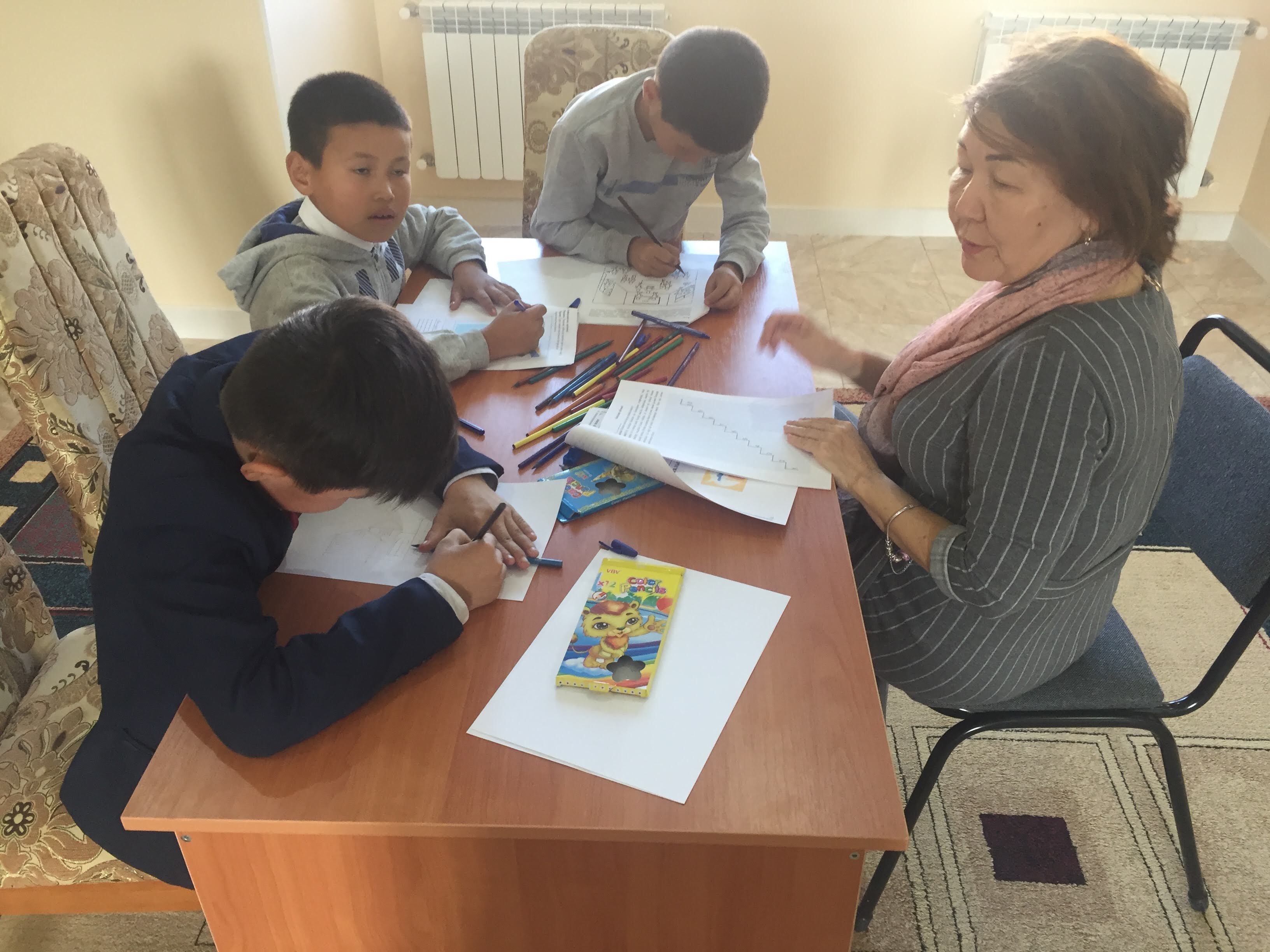 اقتاۋدا بالالارمەن جۇمىس جاسايتىن ورتالىق اشىلدى