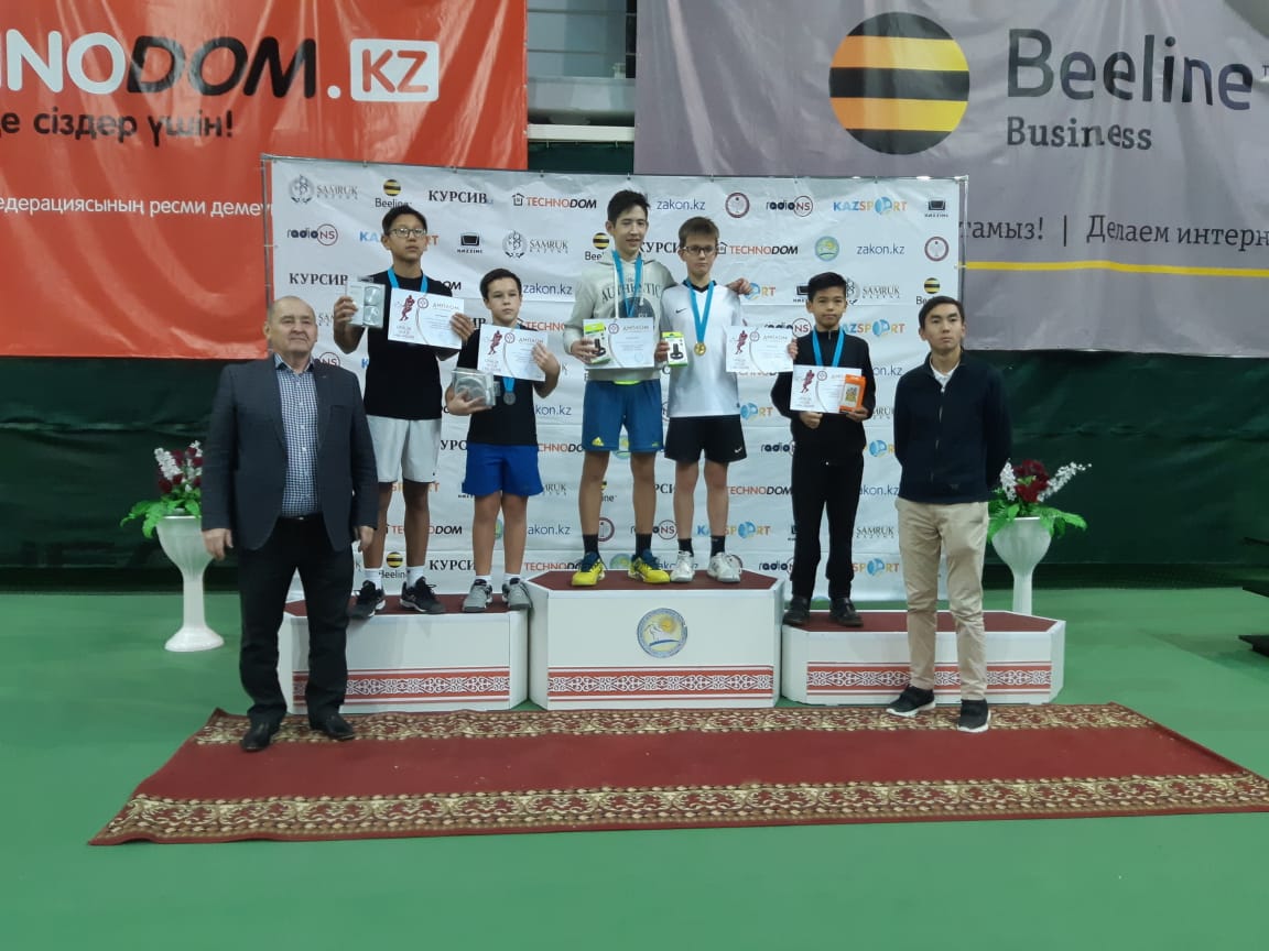 ورال قالاسىندا تەننيستەن رەسپۋبليكالىق تۋرنير ءوتتى