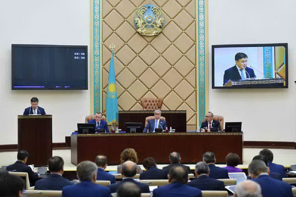 سەناتتا ۇشجىلدىق بيۋدجەت قارالدى