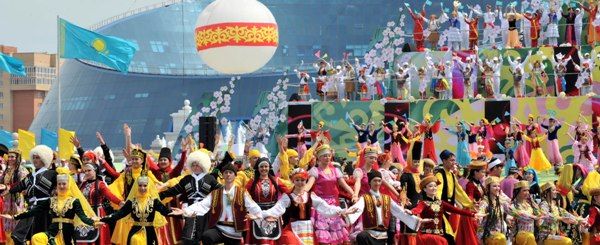 اسسامبلەيا جوباسى اتىراۋدا جالعاستى