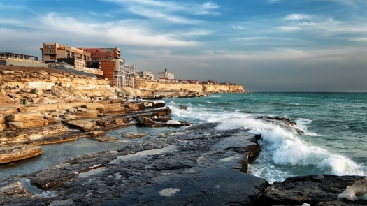 اقتاۋدا تەڭىز  جاعالاۋىندا جاڭا دەمالىس ورىندارى سالىنادى