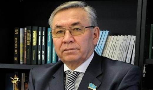 عاريفوللا ەسىم: تۇركى الەمىنىڭ بەسىگى
