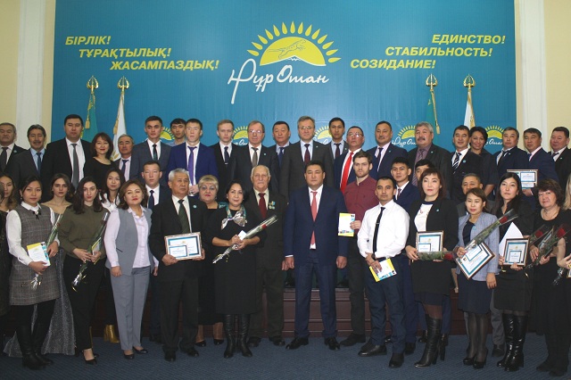 پاۆلوداردا 26 ادام «نۇر وتان» پارتياسىنىڭ قاتارىنا قابىلداندى