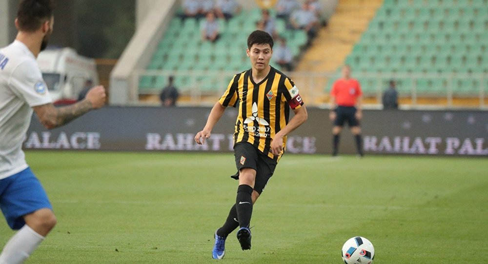 قازاقستاننىڭ ۇزدىك 22 فۋتبولشىلارىنىڭ ءتىزىمى جاريالادى