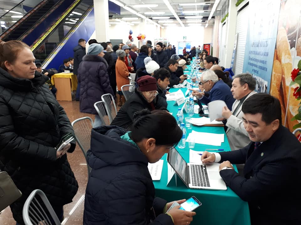 اقتاۋدا 560 ادامعا تەگىن قۇقىقتىق كومەك كورسەتىلدى