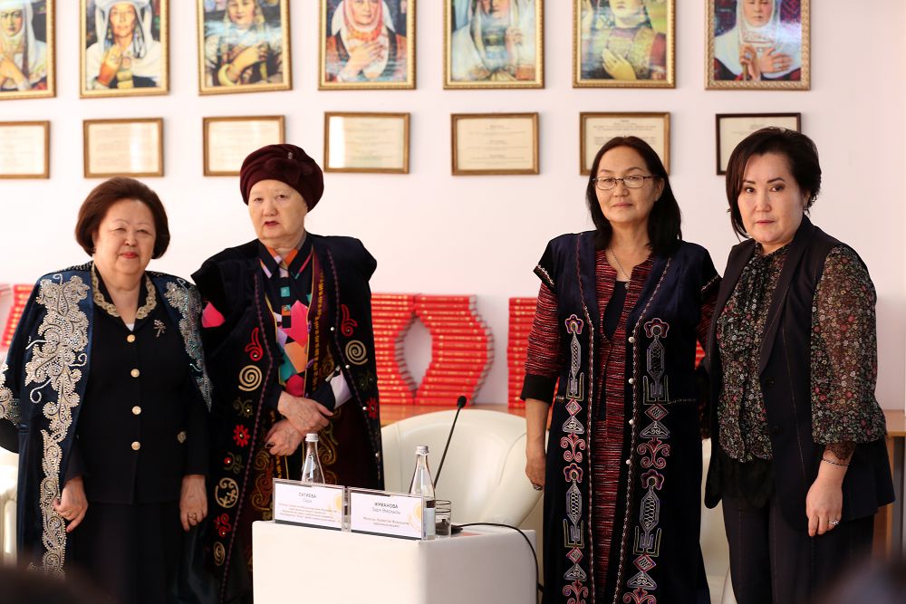 الماتىدا «بوزوق ارۋى» كىتابىنىڭ تانىستىرىلىمى ءوتتى