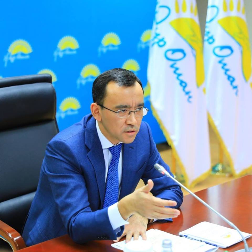 ماۋلەن اشىمباەۆ تاۋەلسىزدىك كۇنىن ايرىقشا اتاپ ءوتۋدى ۇسىندى