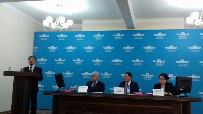 الماتىدا  جۇماباي شاياحمەتوۆتىڭ ءومىرى مەن قىزمەتى تۋرالى دوڭگەلەك ۇستەل ءوتتى