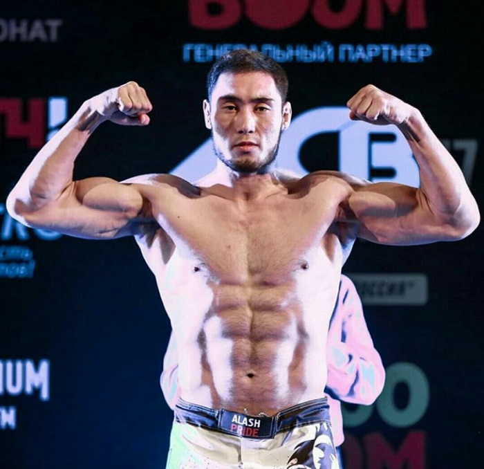 تالدىقورعانداعى تۋرنيردە اسىلجان باقىتجان ۇلى برازيليالىق الۆەشپەن ايقاسادى