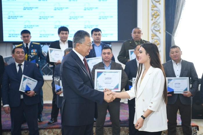 تۇركىستان تۇعىرى – تەكتىلىك پەن تاتۋلىق