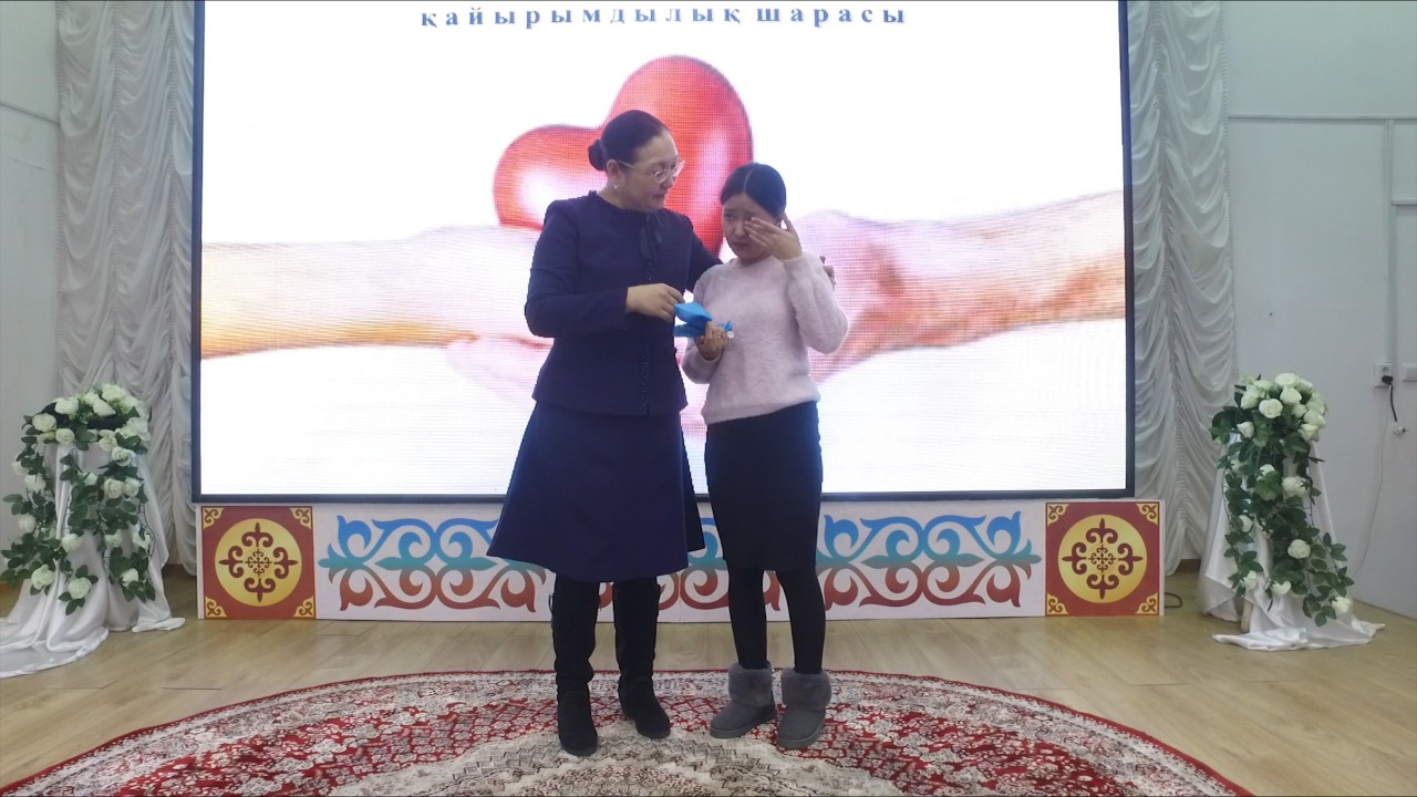 سەمەيدەگى كوللەدج ۇجىمى بويجەتكەنگە پاتەر الىپ بەردى