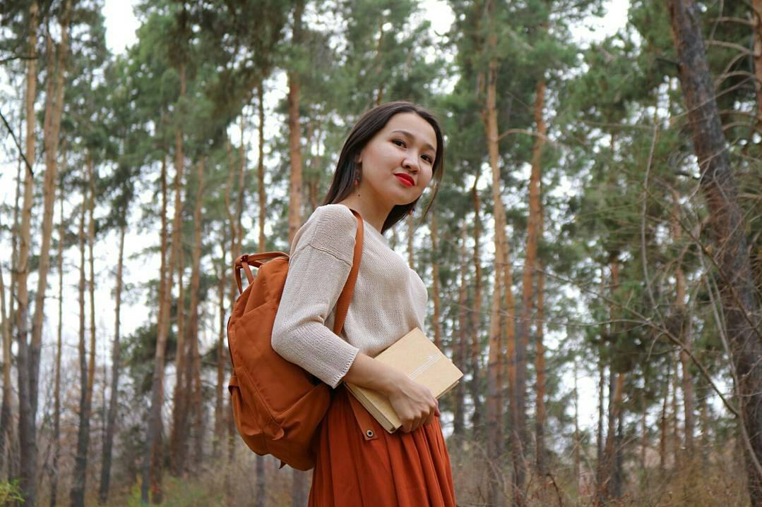 اسەل كارىباي. توگىلەردەي ايۆازيان تەڭىزى