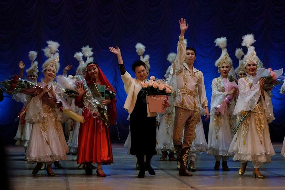 «سالتانات» دەسە, سالتانات!