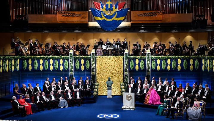 2018 جىلعى نوبەل سىيلىعىنىڭ ماراپاتتاۋ ءراسىمى ءوتتى