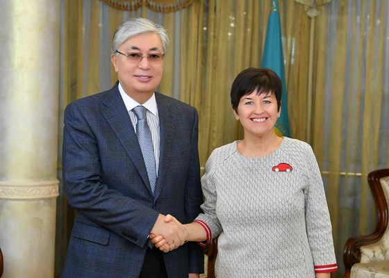 ق.توقاەۆ چەحيا جانە جاپونيا ەلشىلەرىنە العىس ءبىلدىردى