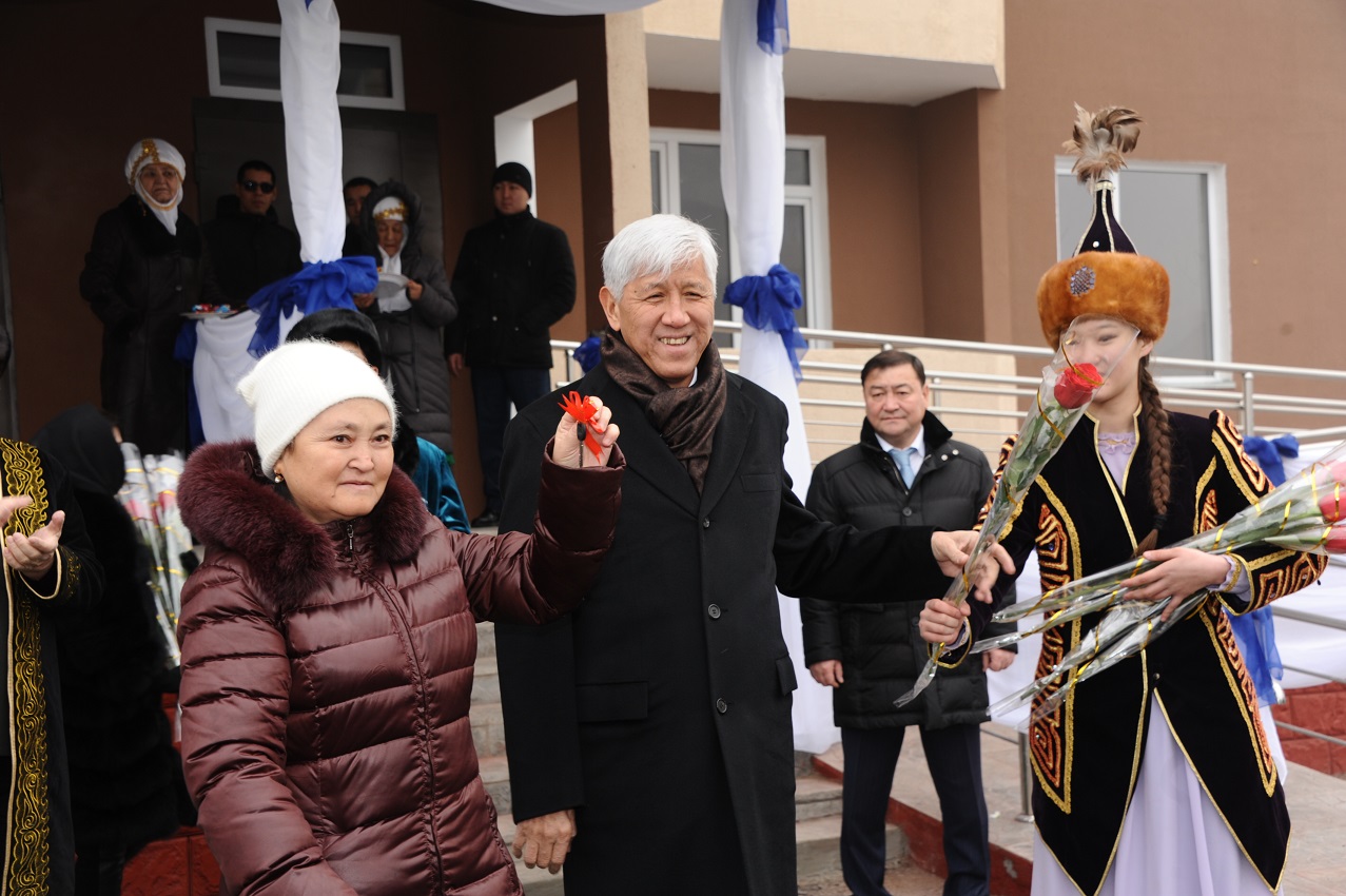 جەتىسۋ جۇرتى تاۋەلسىزدىك كۇنى قونىس تويىن تويلادى