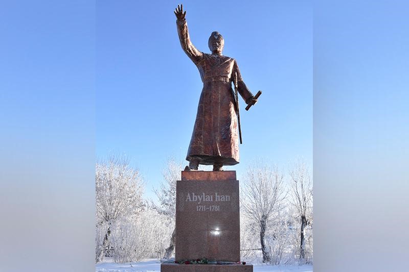 شورتاندى اۋدانىندا ابىلاي حانعا ەسكەرتكىش ورناتىلدى