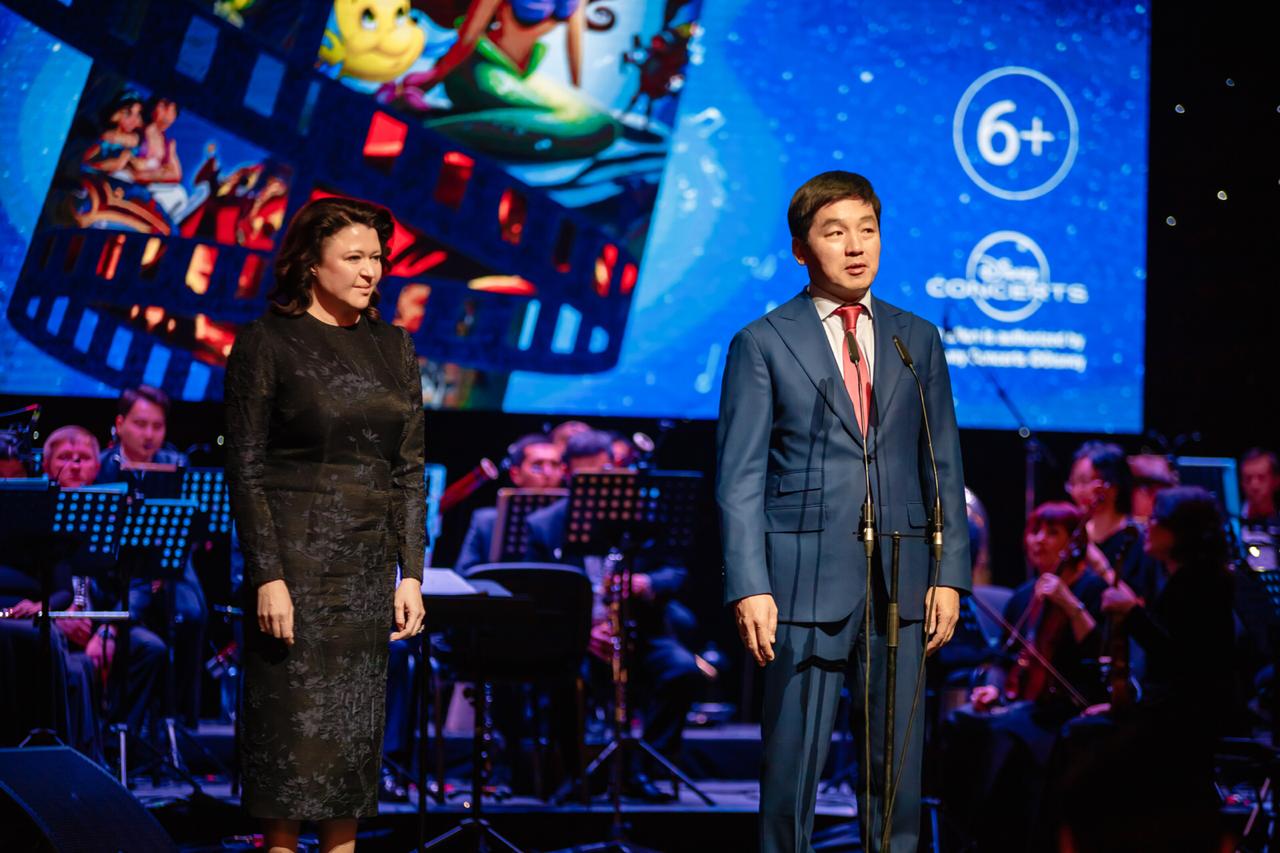 الماتىدا «سيقىرلى اۋەندەر» كينوكونتسەرتى ءوتتى