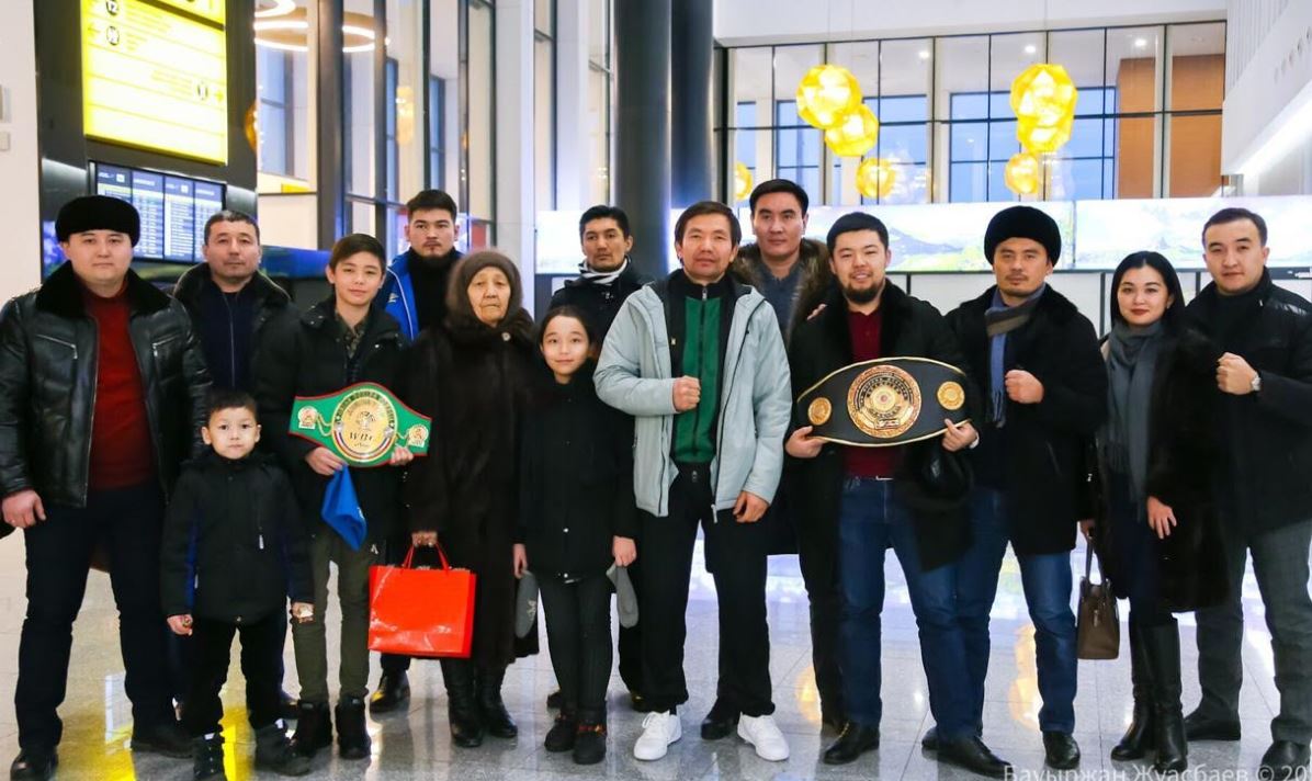 يبراگيم ەسكەندىر كوك تۋدى بوكستا جەلبىرەتتى