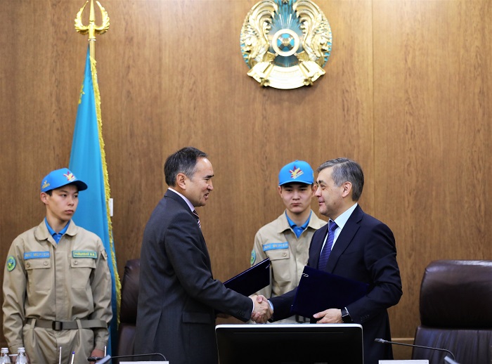 قورعانىس ءمينيسترى نۇرلان ەرمەكباەۆ تارازعا كەلدى