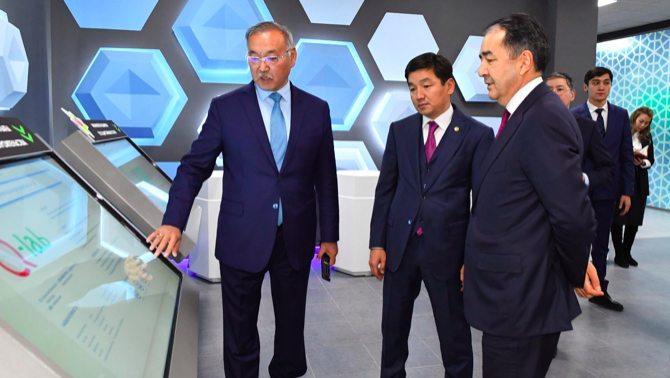 باقىتجان ساعىنتاەۆ «الماتى باس جوسپارى» ينستيتۋتىنىڭ جۇمىسىمەن تانىستى