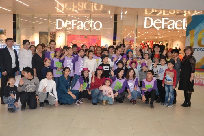 تاۋەلسىزدىك مەرەكەسىنە وراي مەرەكەلىك   ءىس – شارا  ءوتتى.