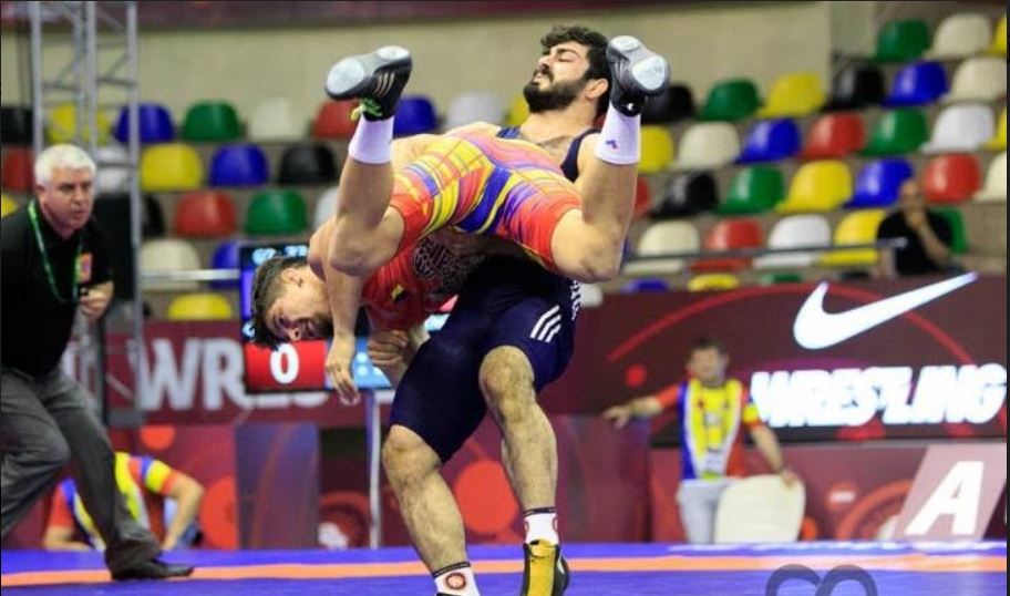 ەركىن كۇرەستەن الەم كۋبوگى ياكۋتسكىدە وتەدى