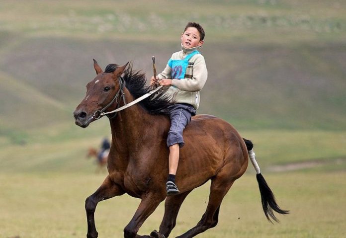 اتقا ءمىنۋ اكتسياسى باستالدى