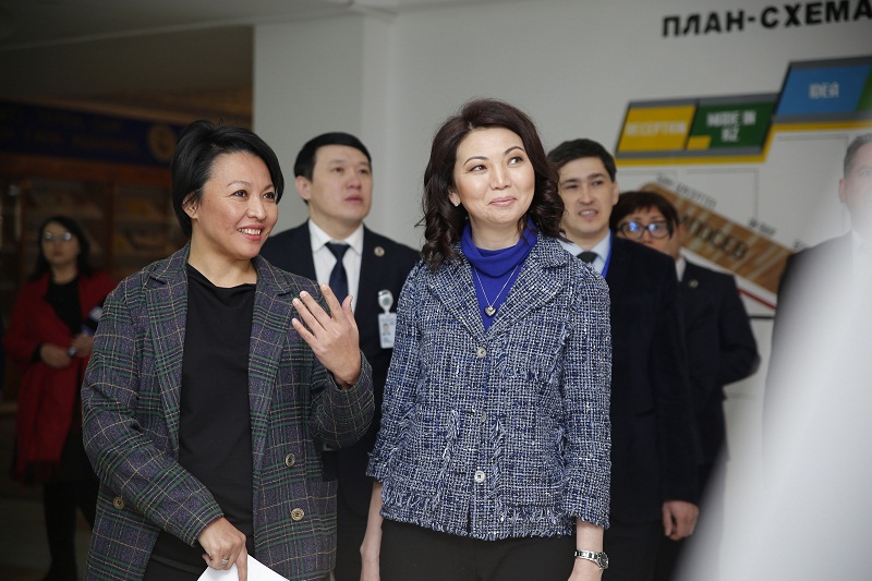 پاۆلودارداعى  «سانالى  ۇرپاق» كەڭسەسى جەمقورلىققا قارسى