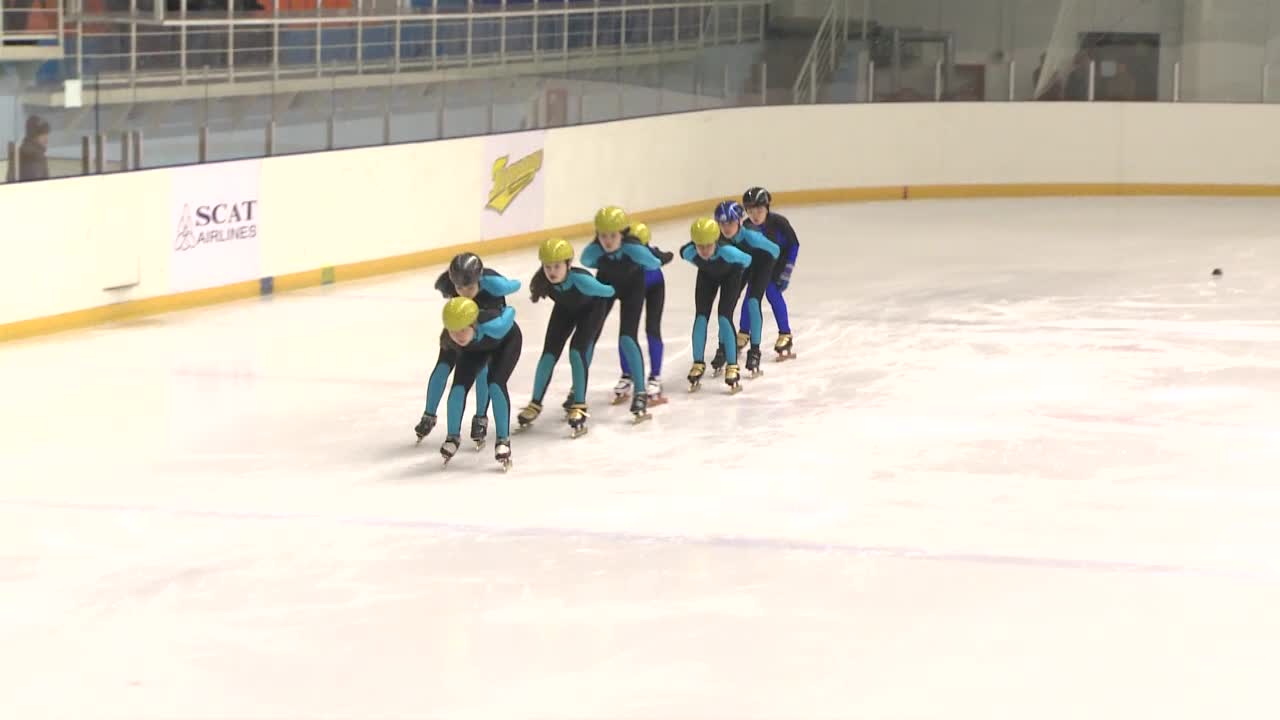 بۇقارالىق سپورتقا بارىنشا كوڭىل بولىنەدى