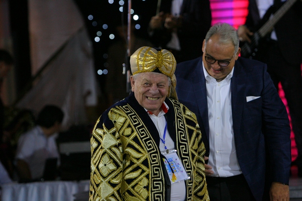 ايگىلى باپكەر ۆاديم پسارەۆ دۇنيەدەن ءوتتى