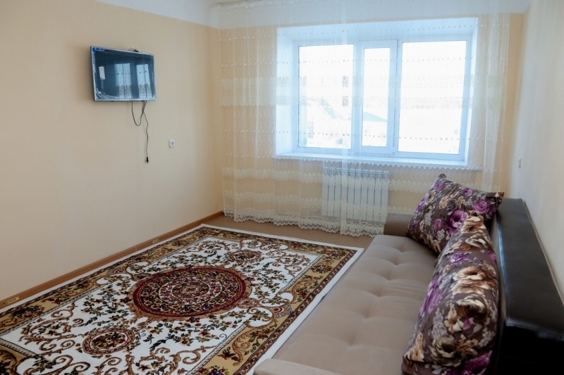 بالقاشتا جاس دارىگەرلەر باسپانالى بولدى