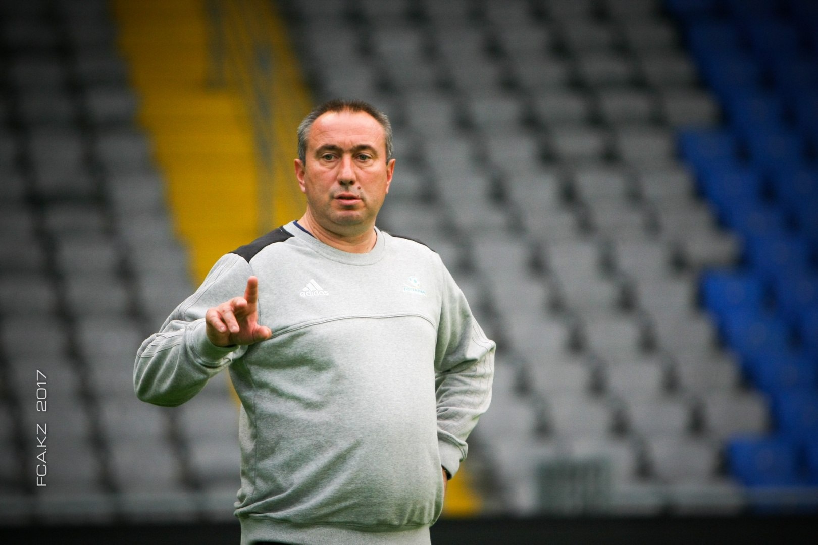 ستانيمير ستويلوۆ ۇلتتىق قۇرامادان كەتتى