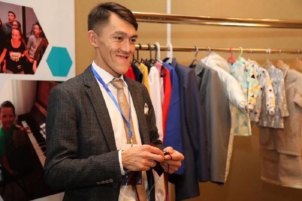 ماشينامەن بىردەي توقيتىن شەبەر – نۇرلان جارتىبەكوۆ