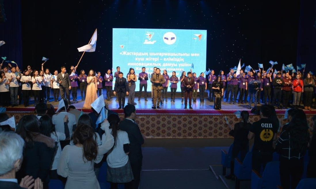 قازۇۋ ستۋدەنتتەرى زامانداستارىن ۇلتتىق جاستار قوزعالىسىن قۇرۋعا شاقىردى