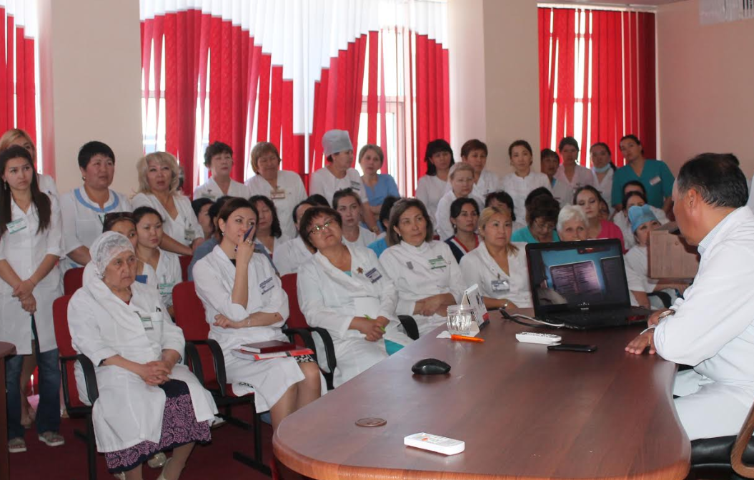 پاۆلوداردا №4 ەمحاناعا تىركەلگەن 68 مىڭ ادامنىڭ مەديتسينالىق كارتالارى ەلەكتروندى قۇجاتقا كوشتى