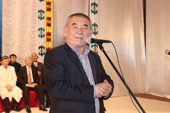 اقىن ءجۇرسىن ەرماننىڭ كوپتومدىعىنىڭ تۇساۋكەسەرى ءوتتى