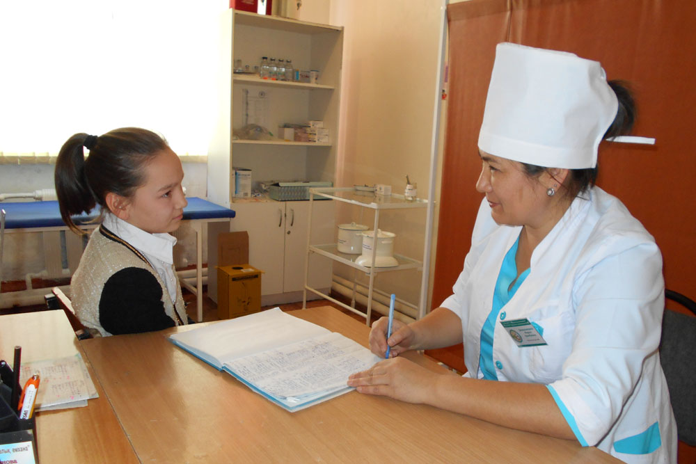 پەتروپاۆلدا وقۋشىلار وزدەرىن جايسىز سەزىنىپ, دارىگەرگە جۇگىنگەن