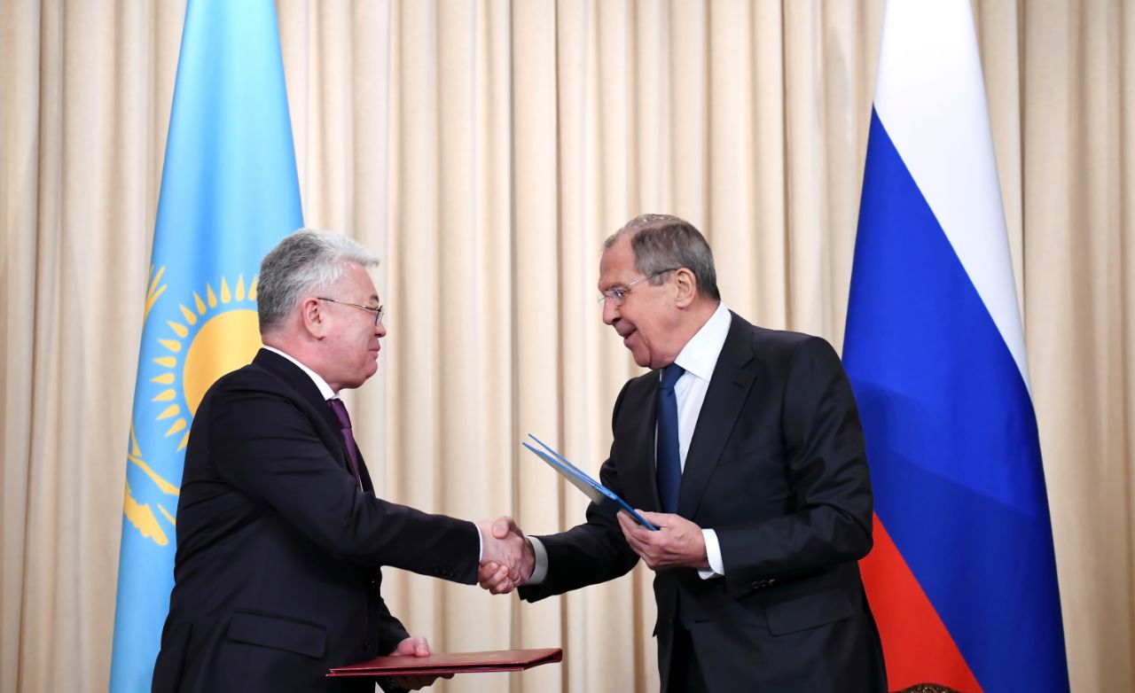 قازاقستان سىرتقى ىستەر ءمينيسترى رەسمي ساپارمەن ماسكەۋگە باردى