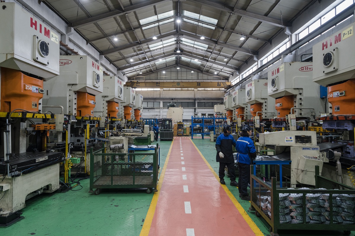 وڭتۇستىك كورەيا جاڭاشىل باستامادان قينالىپ وتىر