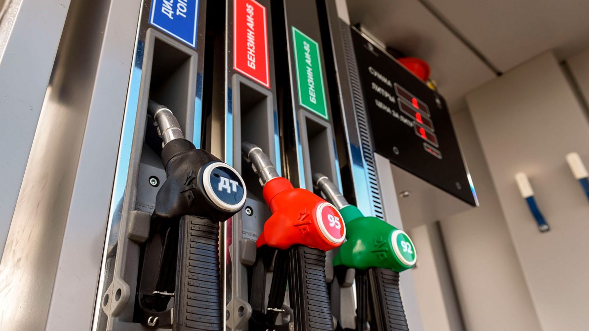 ەربولات دوساەۆ: بيىل قازاقستان ءوز جانارمايى مەن ديزەل وتىنىن تۇتىنادى