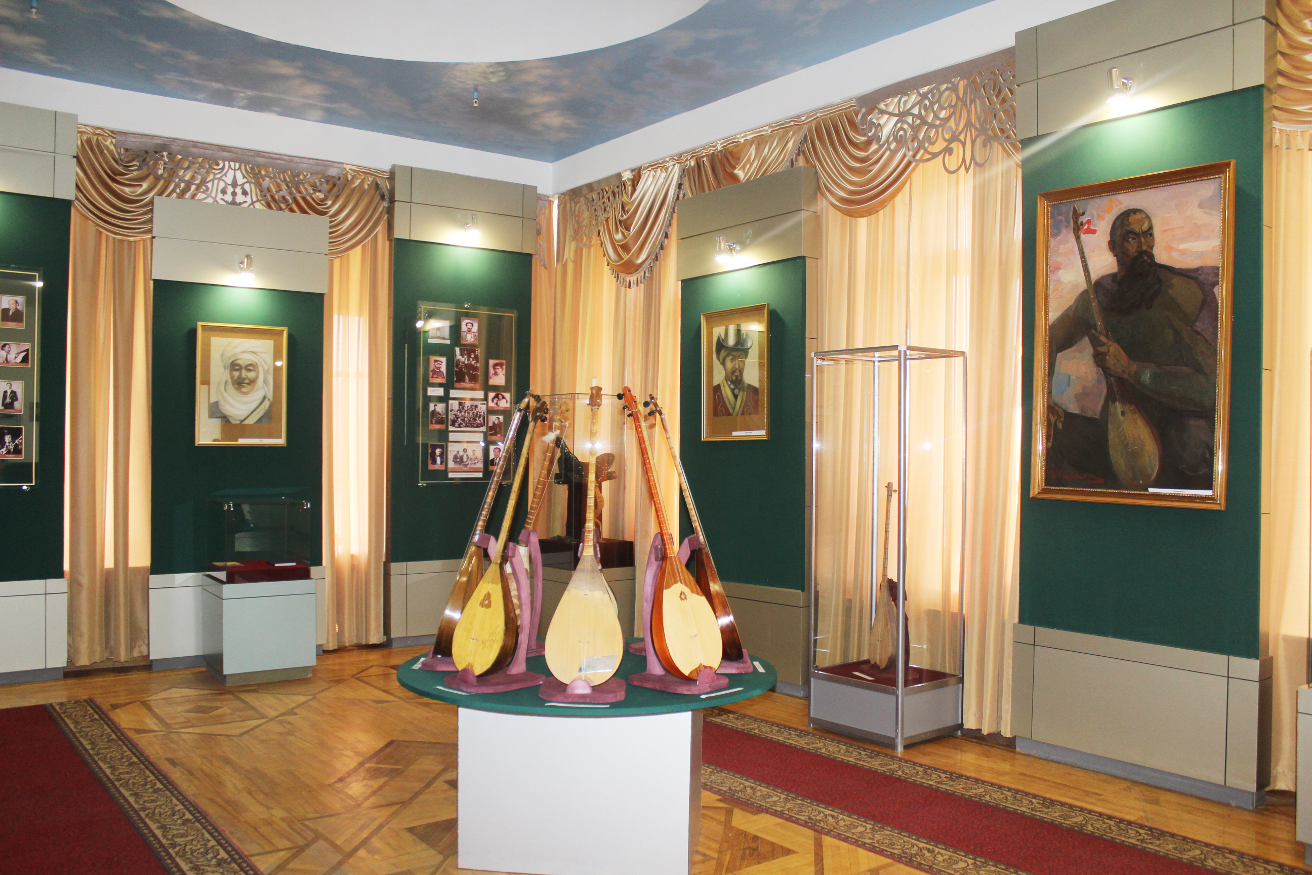 اق جايىقتاعى مۋزەي-بۋم