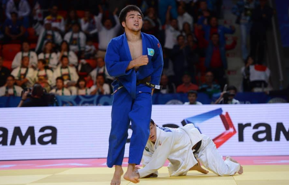 پاريجدەگى تۋرنيردە 15 بالۋانىمىز بەلدەسەدى