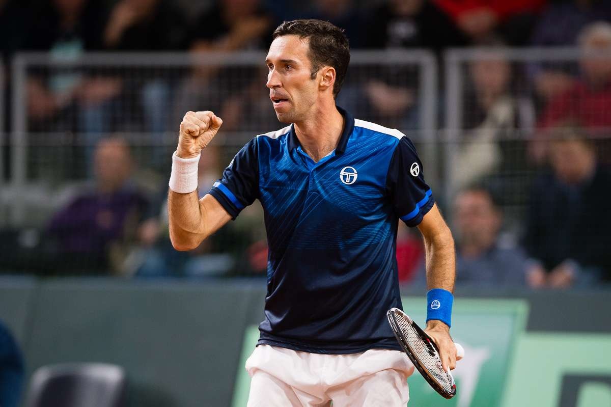 ەرتەڭ تەننيسشىلەردىڭ دەۆيس كۋبوگى باستالادى