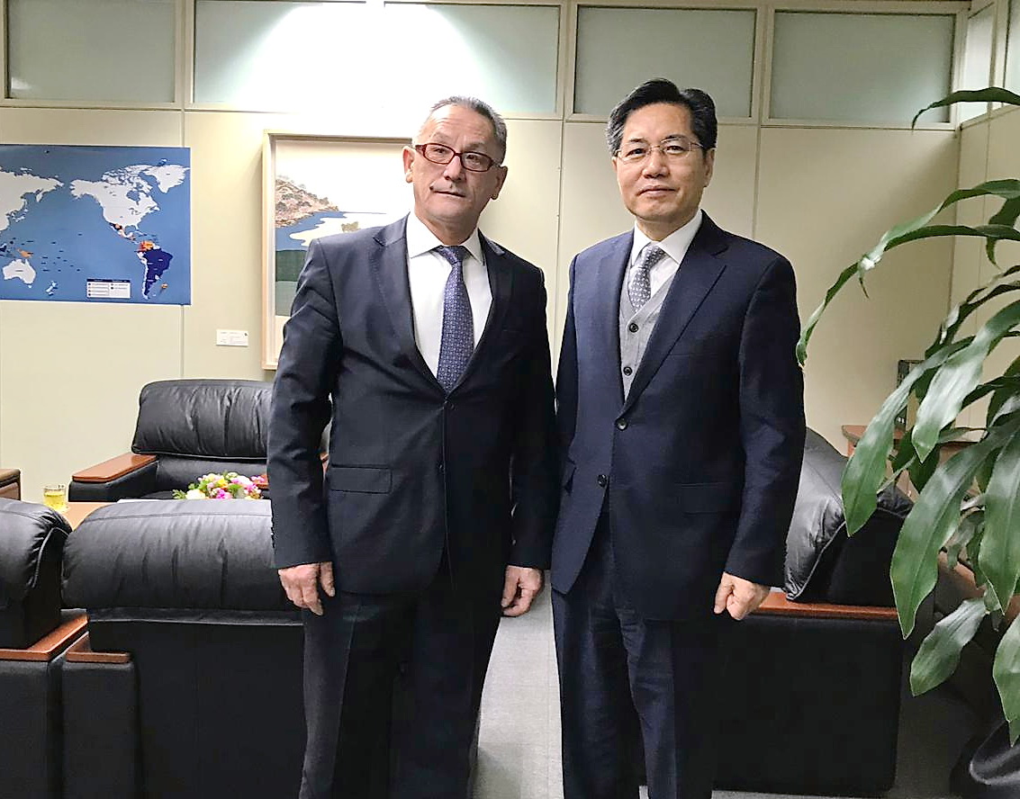 قازاقستان مەن وڭتۇستىك كورەيا ەكى ەل ازاماتتارىنىڭ ءوزارا ساپارلارى ماسەلەلەرىن تالقىلادى