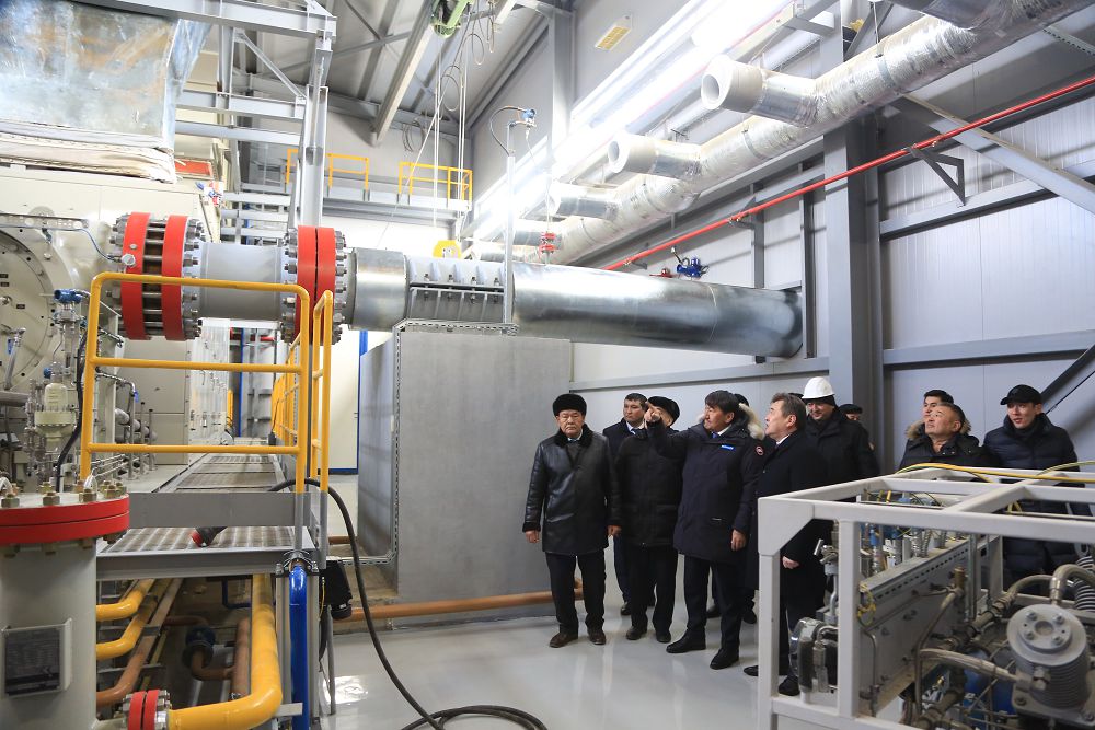 «قازترانسگاز» ەلدىڭ قولىن ۇزارتىپ وتىر