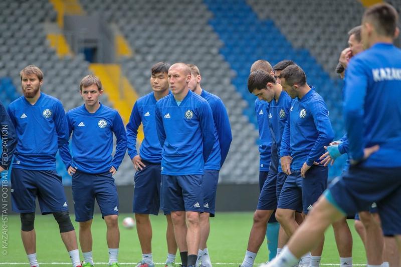 فۋتبول: قازاقستان ۇلتتىق قۇراماسىنا شاقىرىلعان ويىنشىلار بەلگىلى بولدى