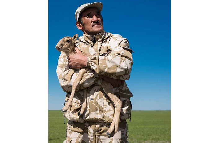 ەرلىكتى دارىپتەۋ – ەلدىك مىندەت