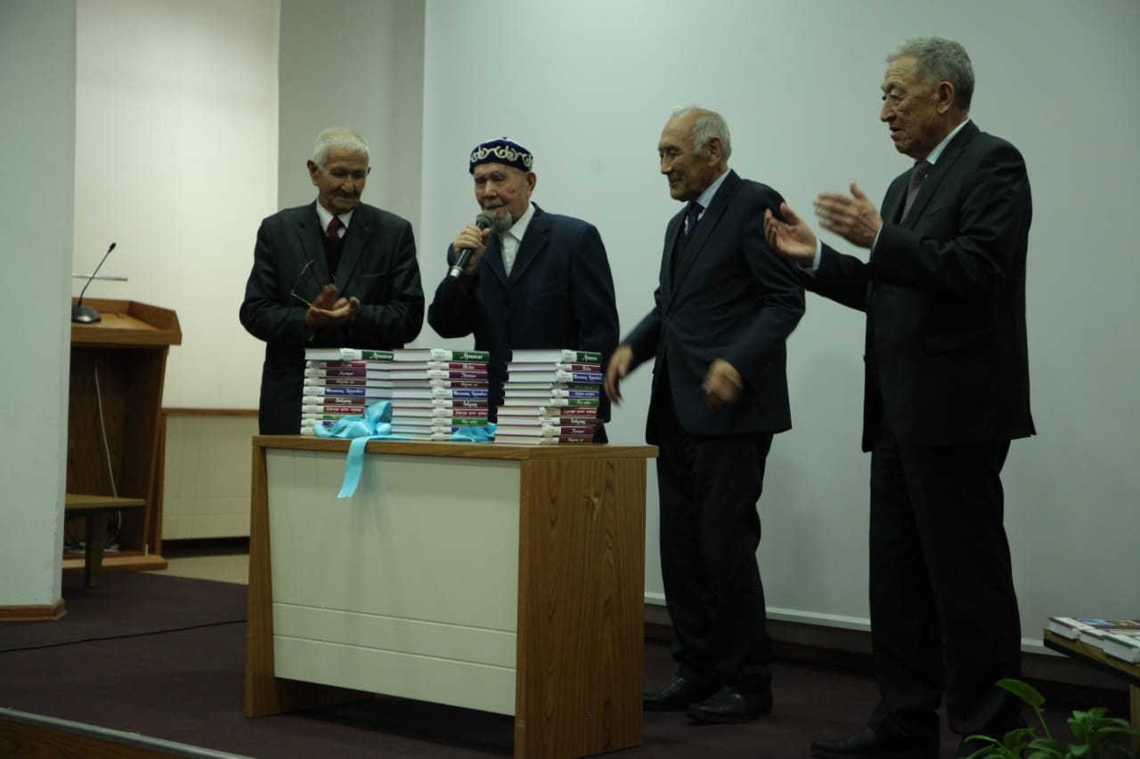 تۇركىستاندا باعدارلاما اياسىندا شىققان كىتاپتار وقىرمانعا جول تارتتى